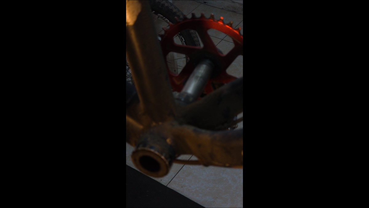 Diagnóstico técnico de ruidos en bicicleta MTB y ruta — BikeLab Studio Trujillo Perú