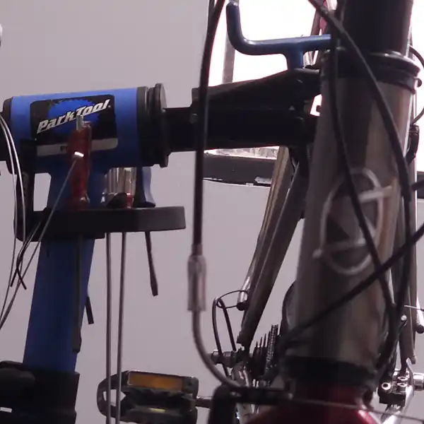 Detalle cableado Shimano SRAM tándem expedición — world cycling tour bike service peru