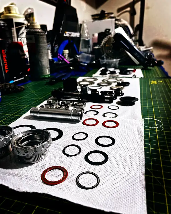 servicio de rodamientos premium para bicicleta hardtail en Trujillo